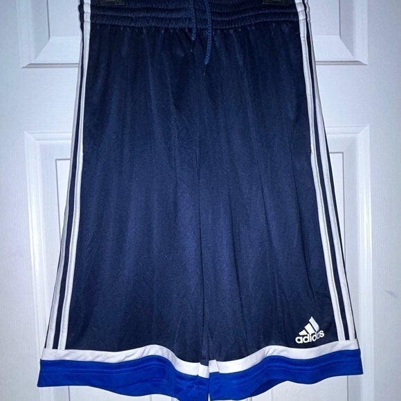 Men’s Blue Adidas Basketball Shorts Size Medium - Picture 1 of 3